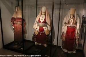 costumes folkloriques de macédoine